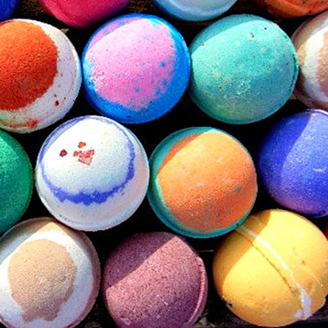 Fizzy best sale bath bombs